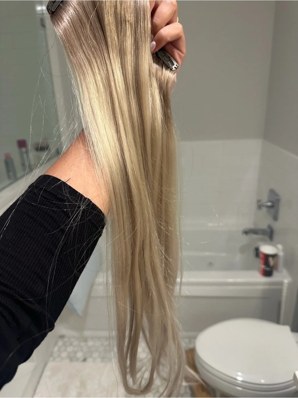 BELLAMI 24 Inch Silk Seam Clip-In Hair Extensions - Pearl Blonde